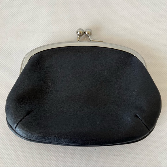 Coach Black Wallet Elegant Leather Accessory - Picture 2 of 12